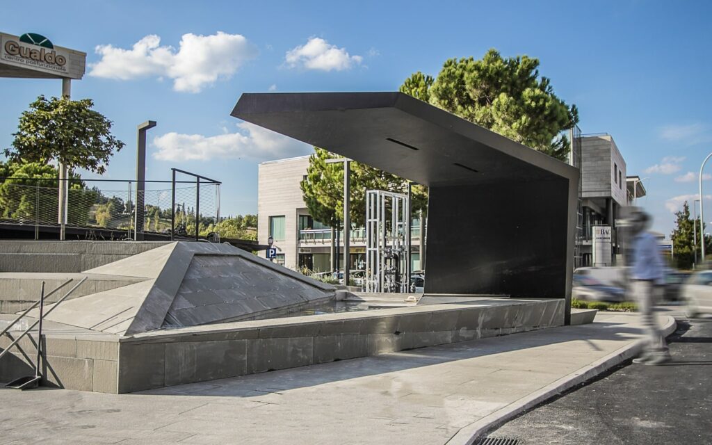 Manfroni Engineering Workshop